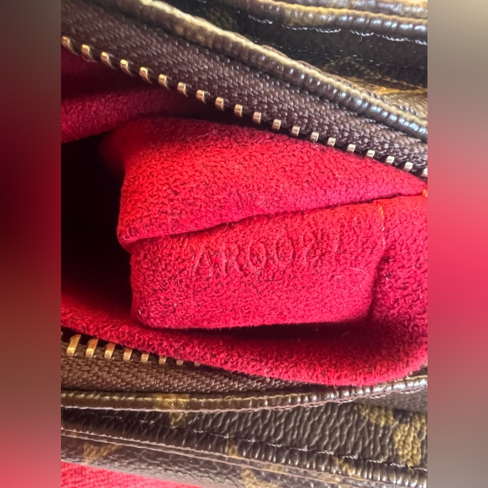 🔥🔥Louis Vuitton Viva Cite🔥🔥 - Picture 11 of 16